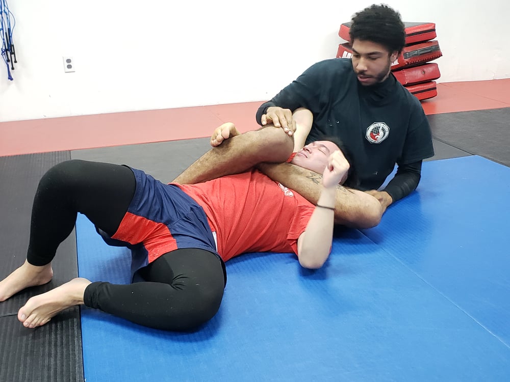 submission grappling reverse triangle 